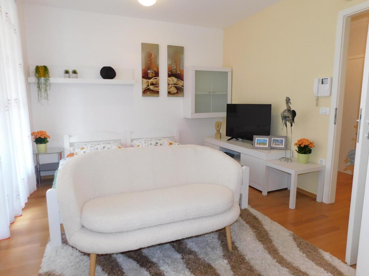 Apartma Minas Liubliana Exterior foto